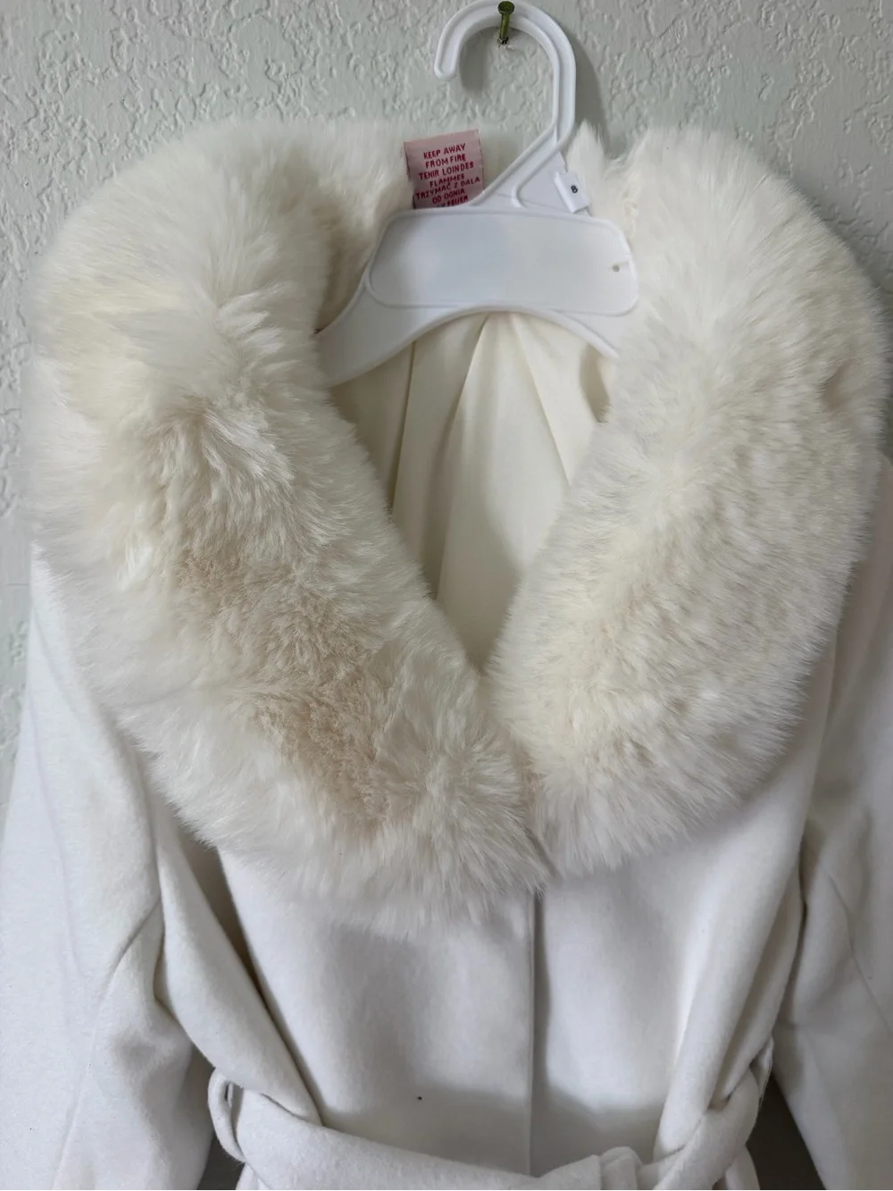 Catherine Malandrino Cream Faux Fur Collar Wrap Trench Coat